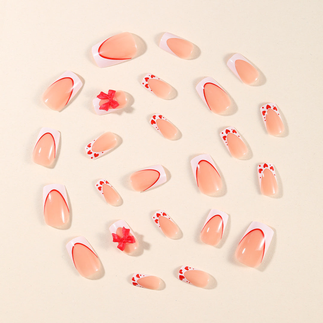 Romantische Herz-Akzent Nagelkunst Extensions Karnz