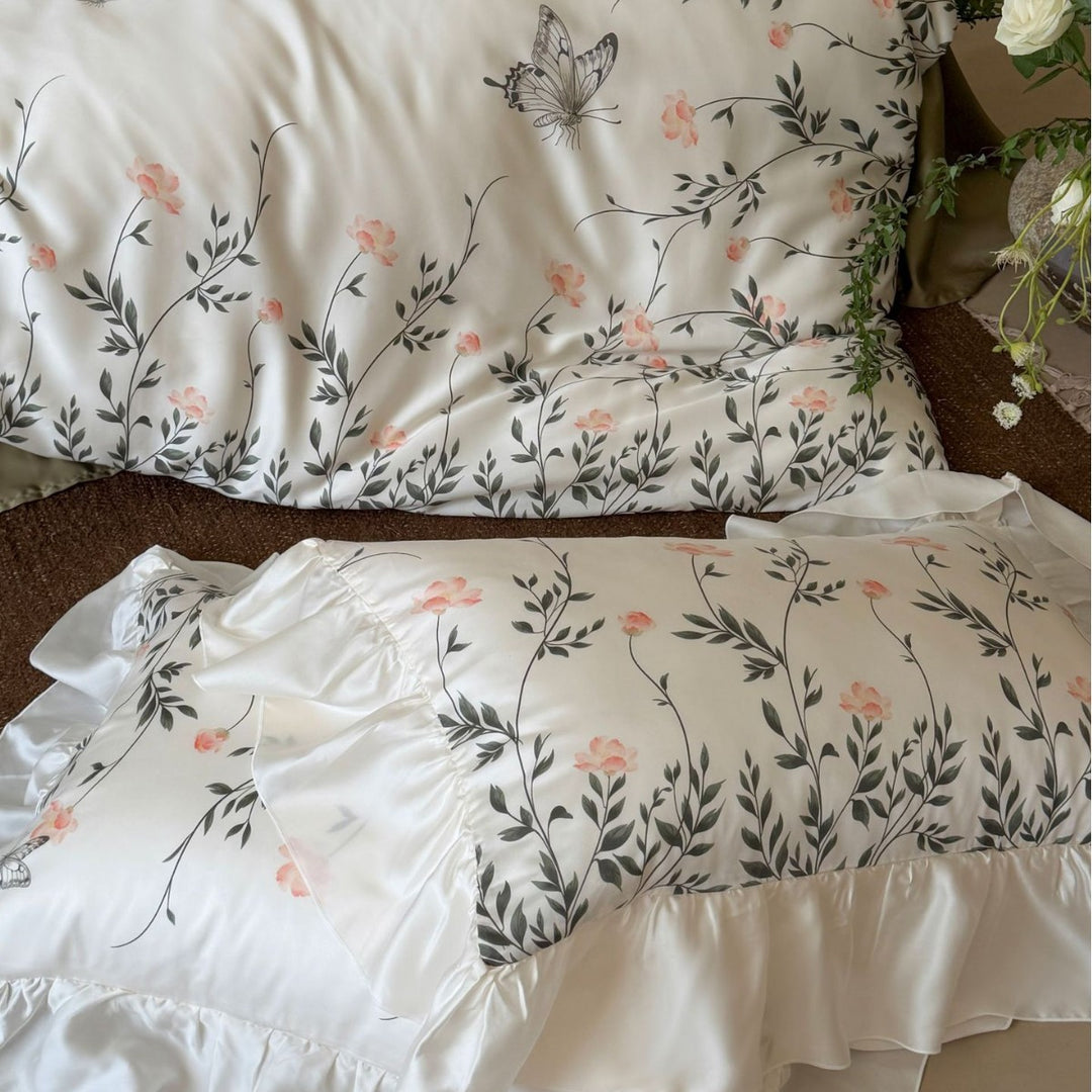 Botanisches Satin-Fühl Floral Bettbezug Set mit Rüschenkissenbezügen