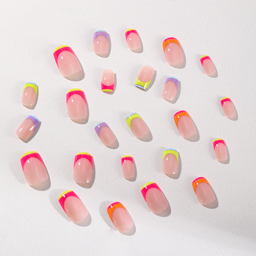 Künstlerische Gradient-Nagelverlängerungen Karnz