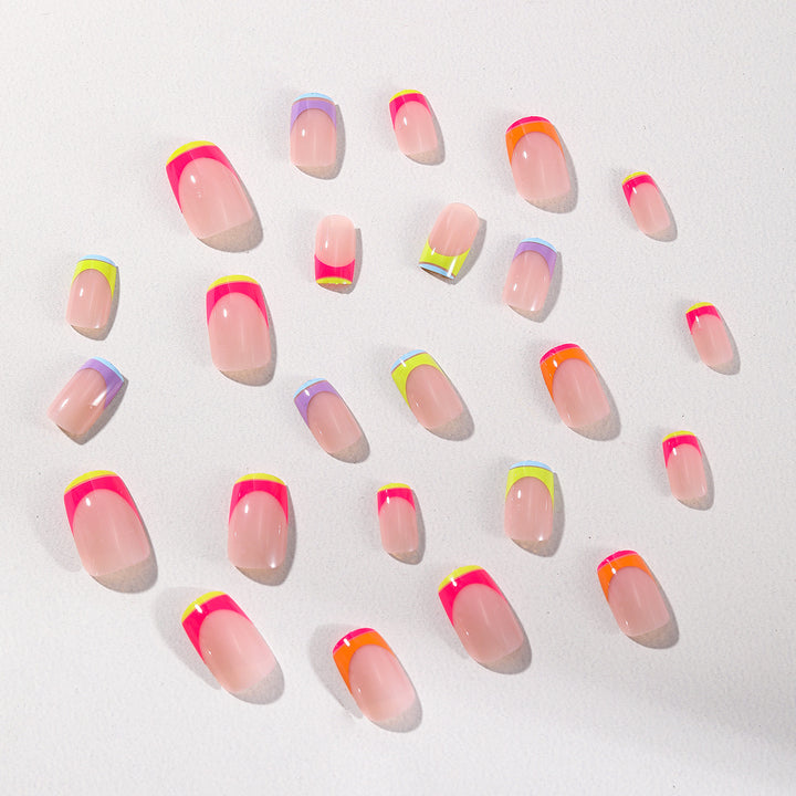 Künstlerische Gradient-Nagelverlängerungen Karnz