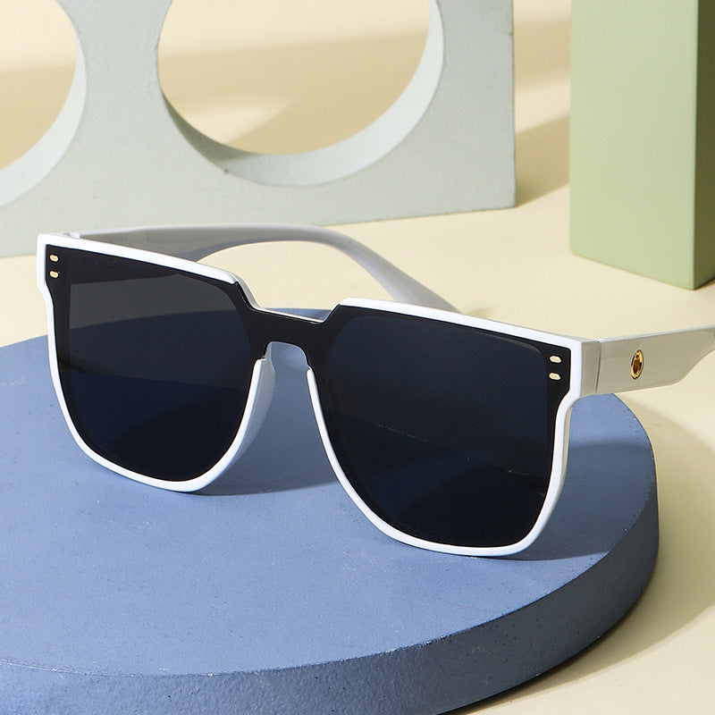 Damen Modische Oversized-Sonnenbrille mit markantem Design Karnz