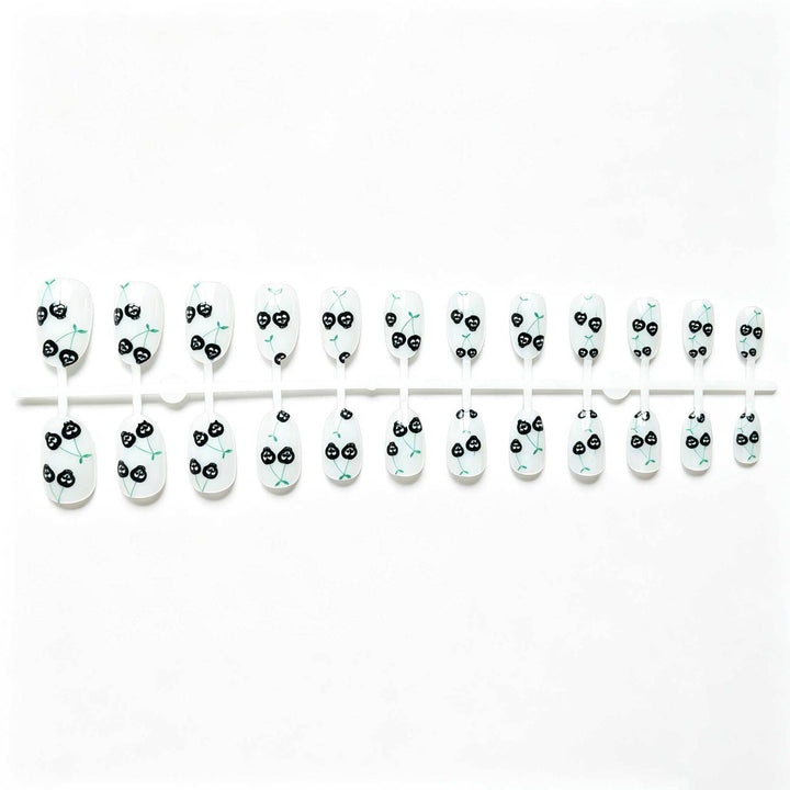 Edgy Skull Kirsche Nagelkunstset