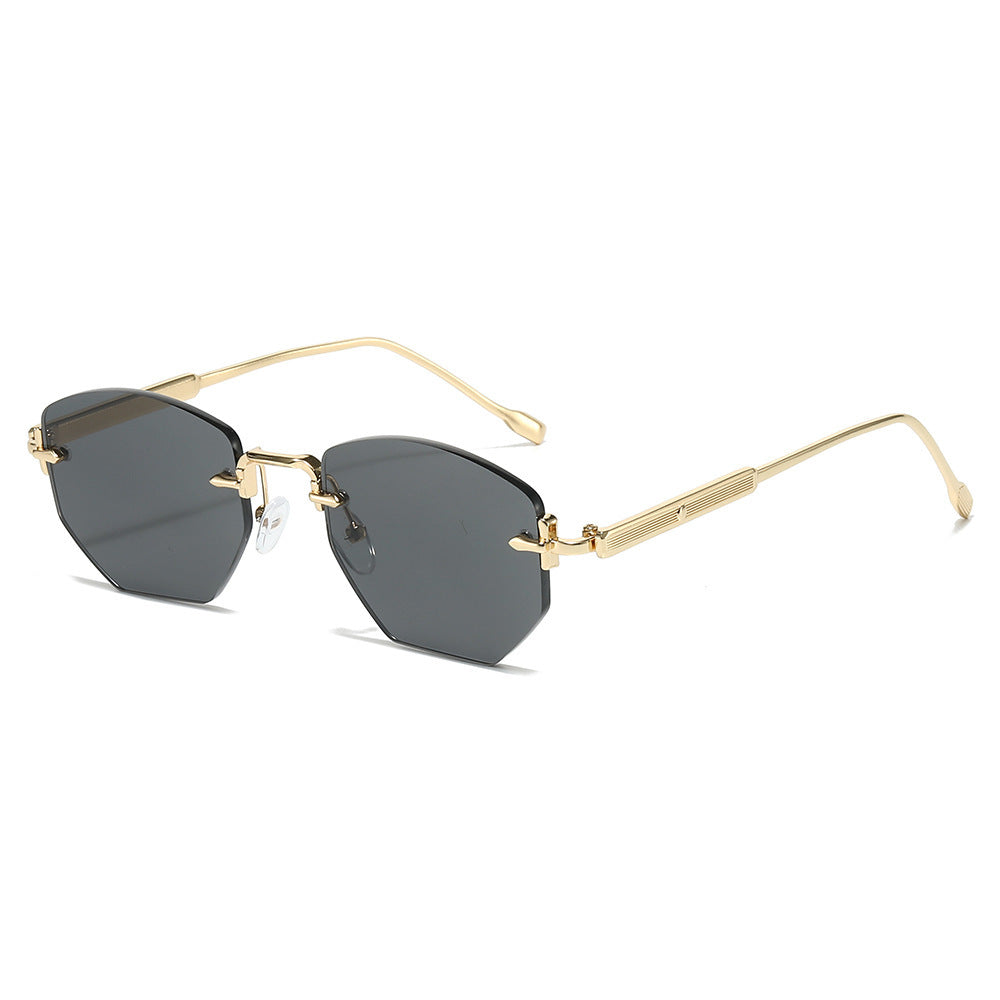 Geometrische Rahmen-Sonnenbrillen mit eleganten goldenen Akzenten Karnz