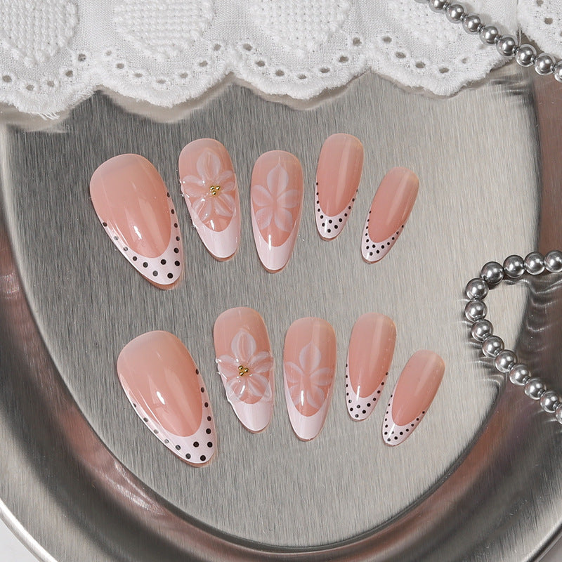 Elegantes florales Kunst-Press-On-Nagelset Karnz