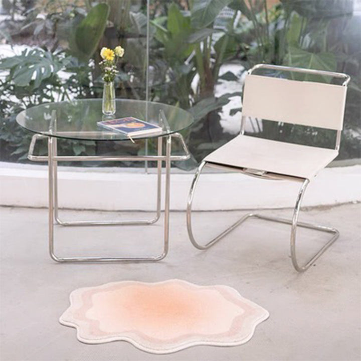Weicher minimalistischer Blumenteppich