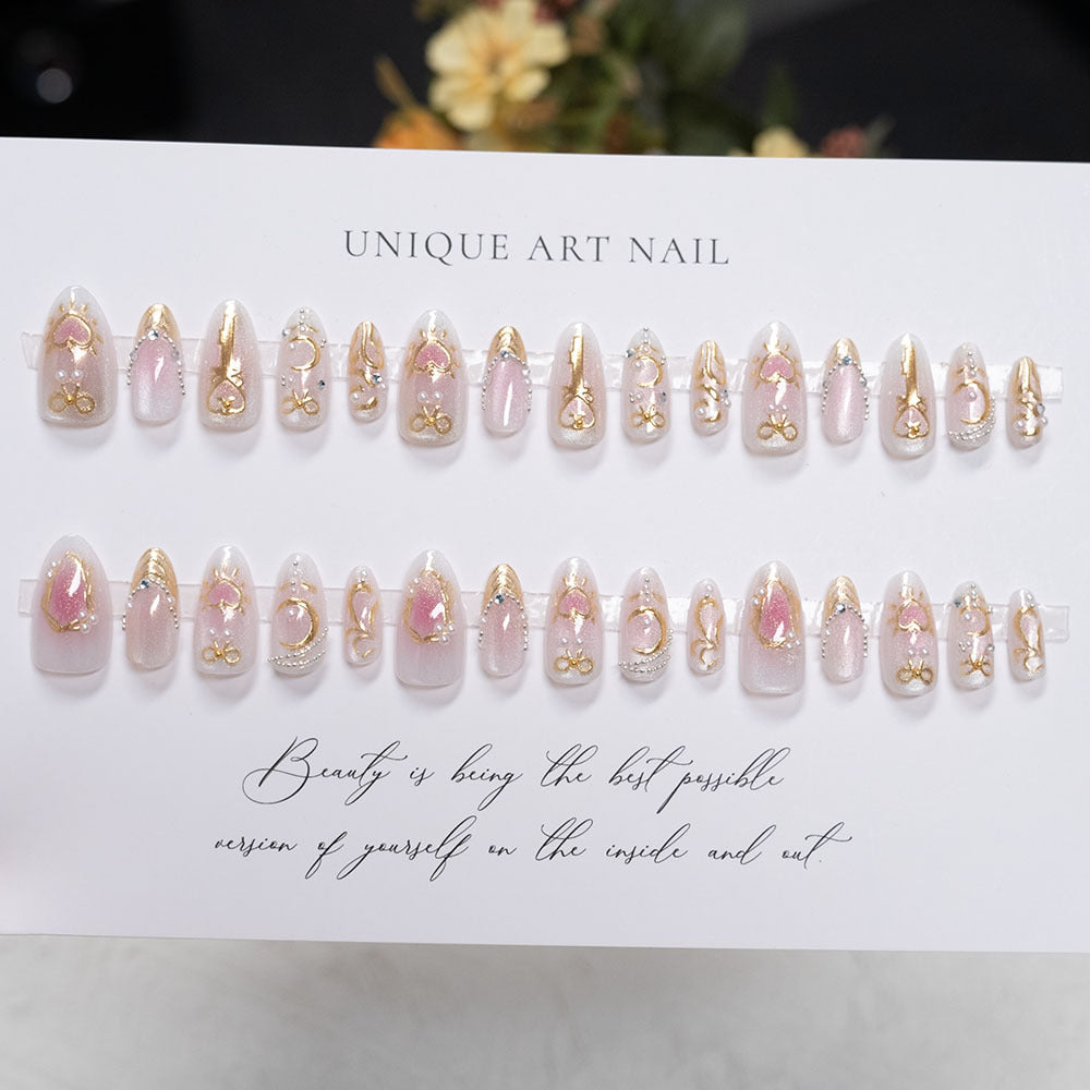 Dekorative Press-On Nail Art
