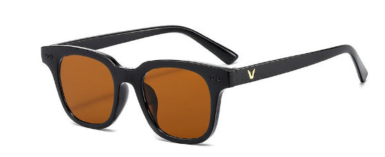 Damen Modische Sonnenbrille im modernen Design Karnz