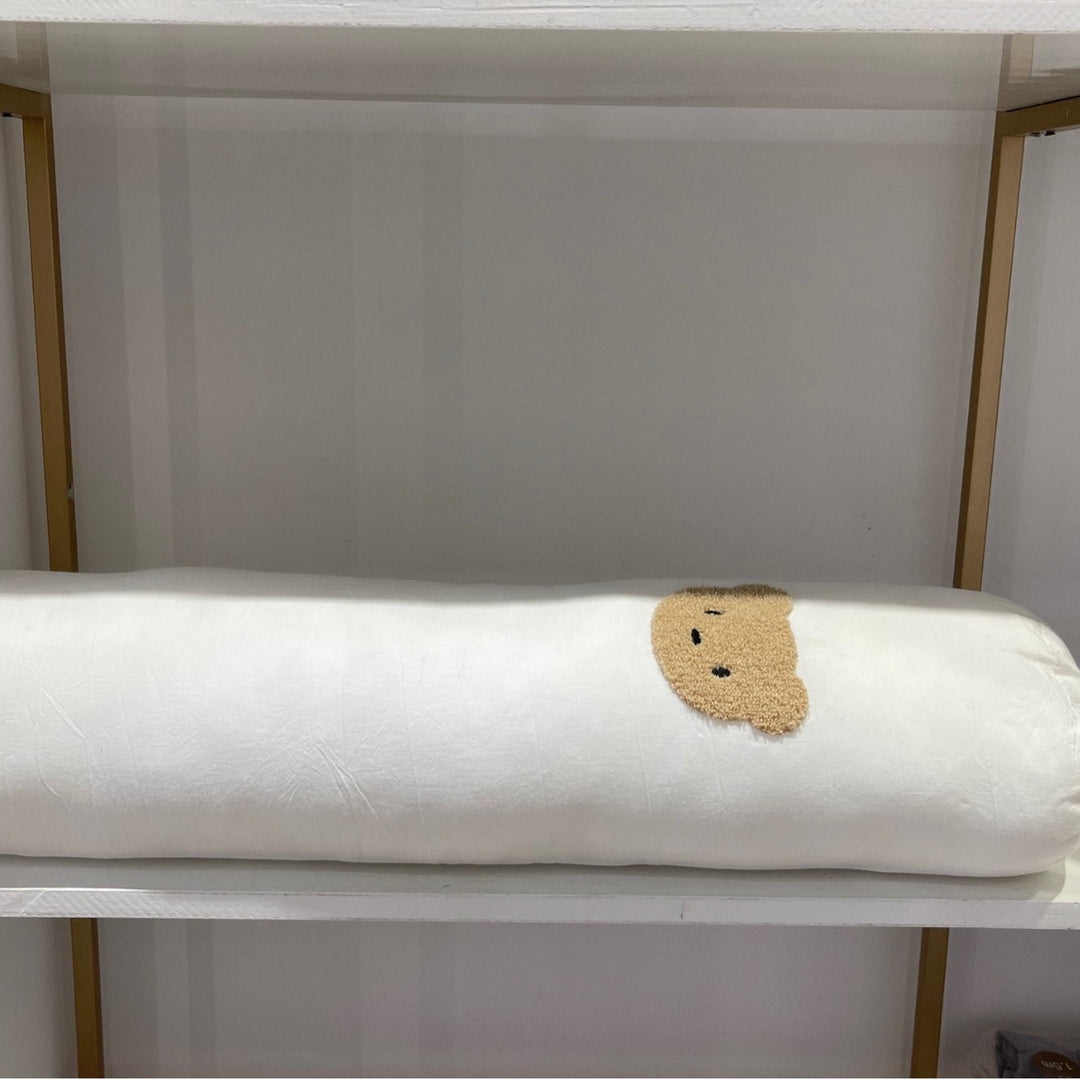 Gepolstertes Steppbett-Set mit gestickten Bärenapplikationen und Nackenrolle