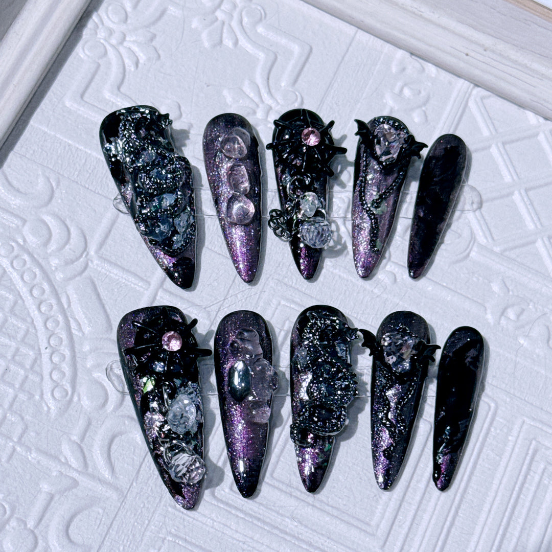 Gothic-inspiriertes dekoratives Spinnen-Nagelkunst-Set