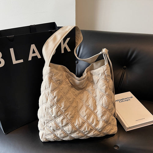 Gestepptes Weiches Stoff Schultertasche Karnz
