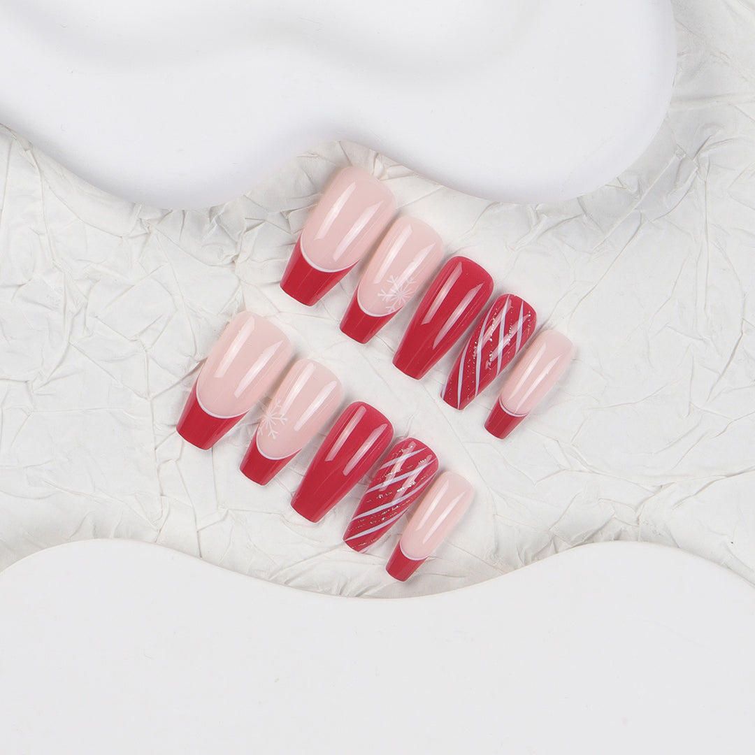 Langes Elegantes Press-On Nagelset Karnz
