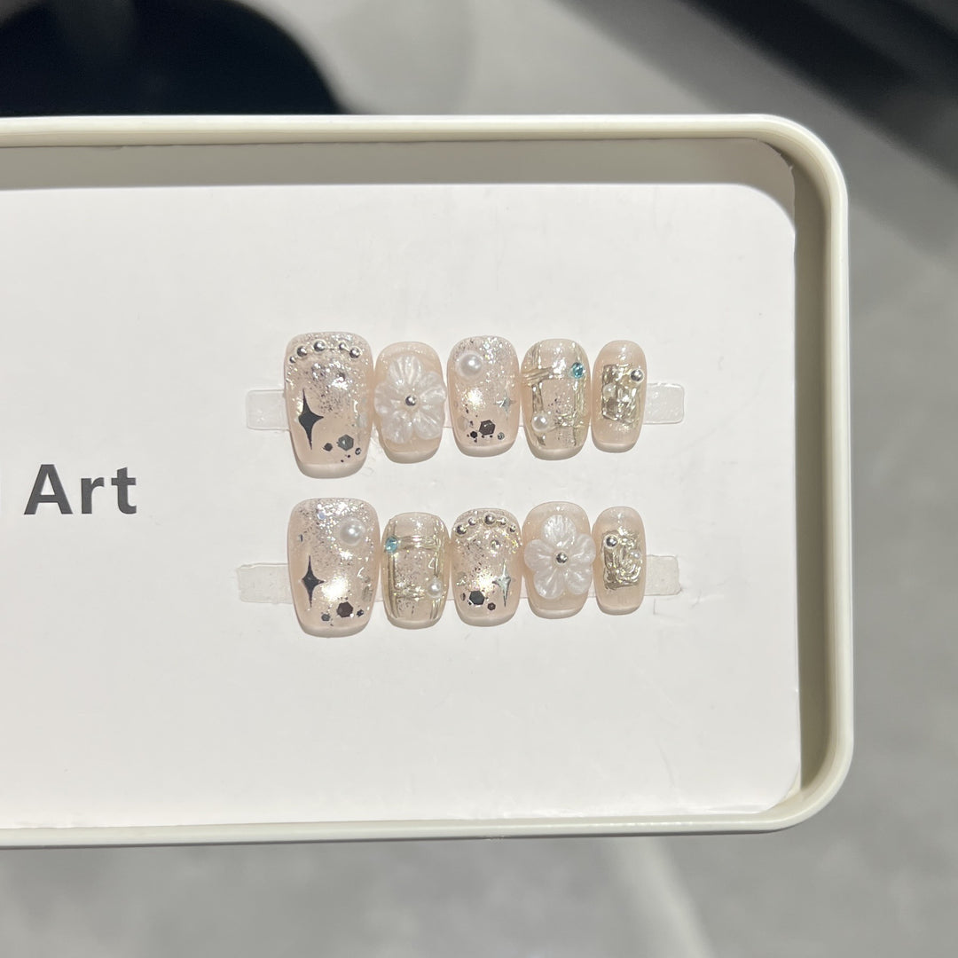 Dekorativer Acryl Press-On Nagelkunst Set Karnz