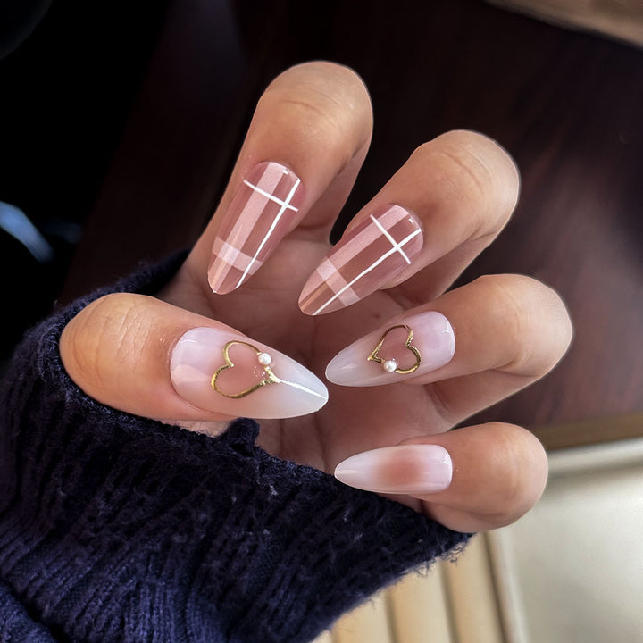 Elegante Press-On Nagelkunst Kollektion Karnz