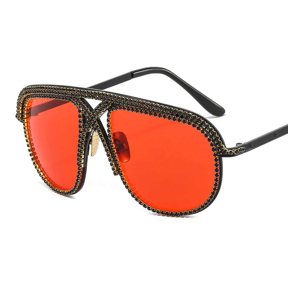 Damen eleganten Sonnenbrille mit glitzerndem Rahmen und gradienten Gläsern Karnz