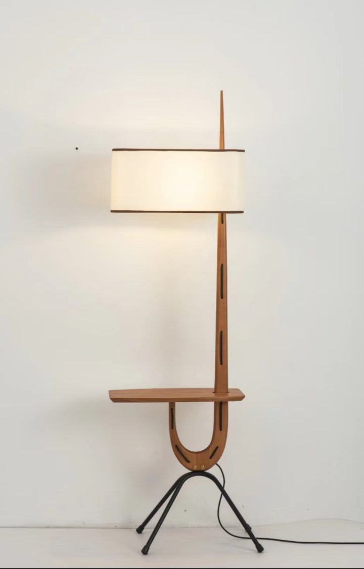Moderne Stehlampe