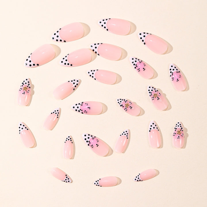 Elegante Blumendesign Stiletto Nagelkunstverlängerungen Karnz