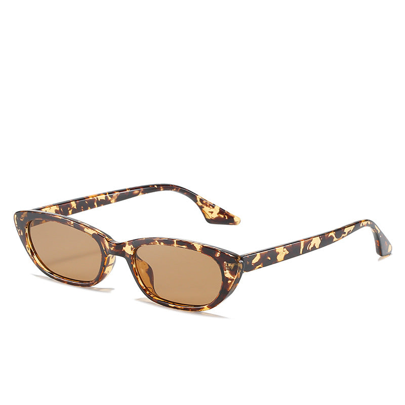Damen moderne Sonnenbrille im angesagten Cat-Eye-Stil mit transparentem Rahmen Karnz