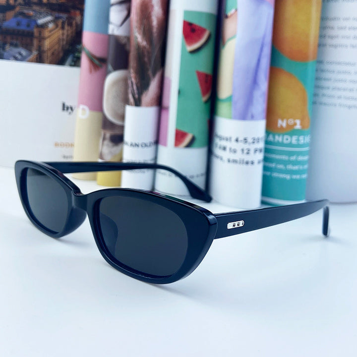Damen Elegante und komfortable Sonnenbrille Karnz