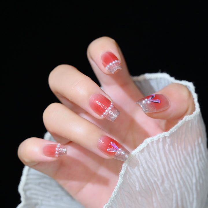 Elegante Press-On Nagelkunst Kollektion Karnz