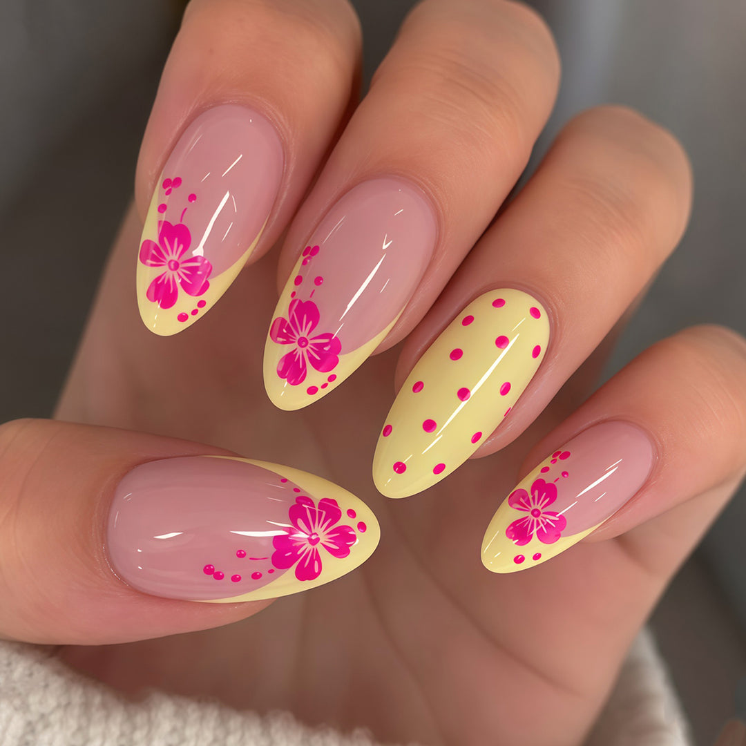 Elegante florale Stiletto-Nagelkunst-Tipps Karnz