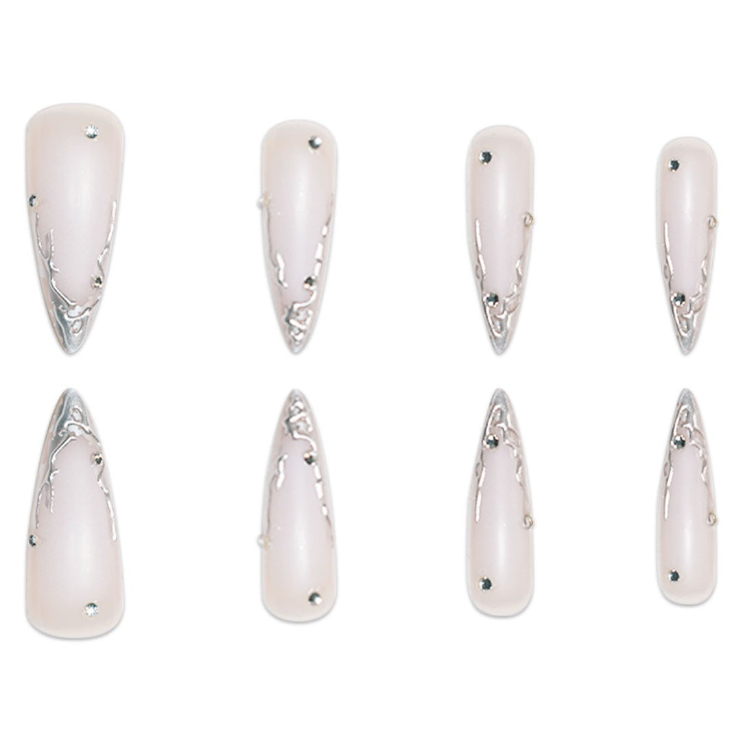 Angular Stiletto Press-On Nagelverlängerungen Karnz