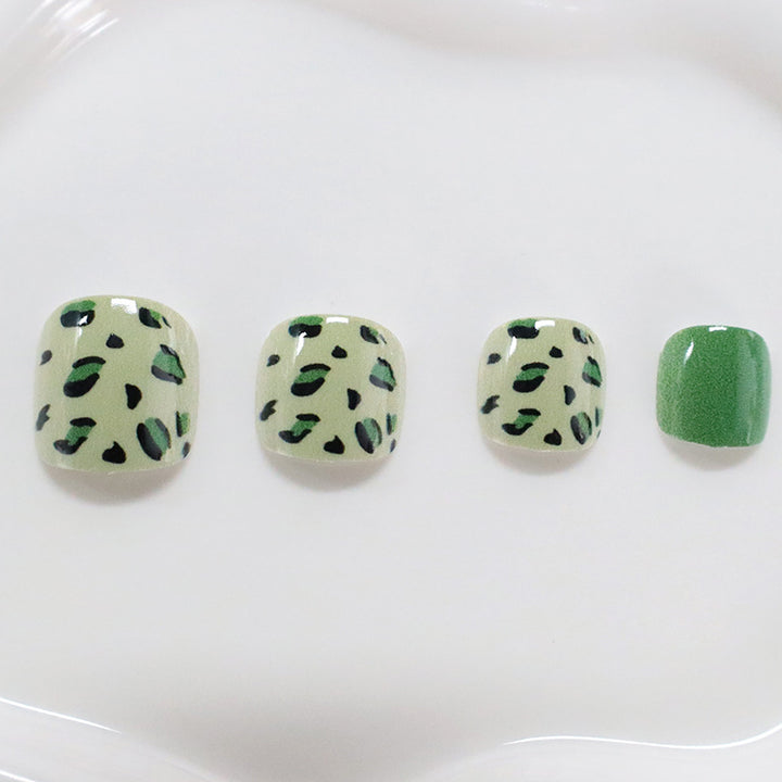 Kreative Tiermuster Nagelkunst Karnz