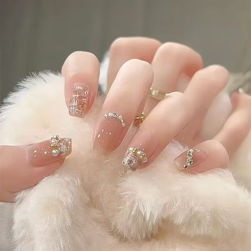 Künstlerisches vom Ozean inspiriertes Press-On Nageldesign Karnz