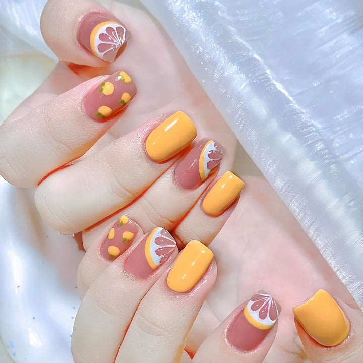 Kunstnagel Set mit fruchtigem Lemon-Design Karnz
