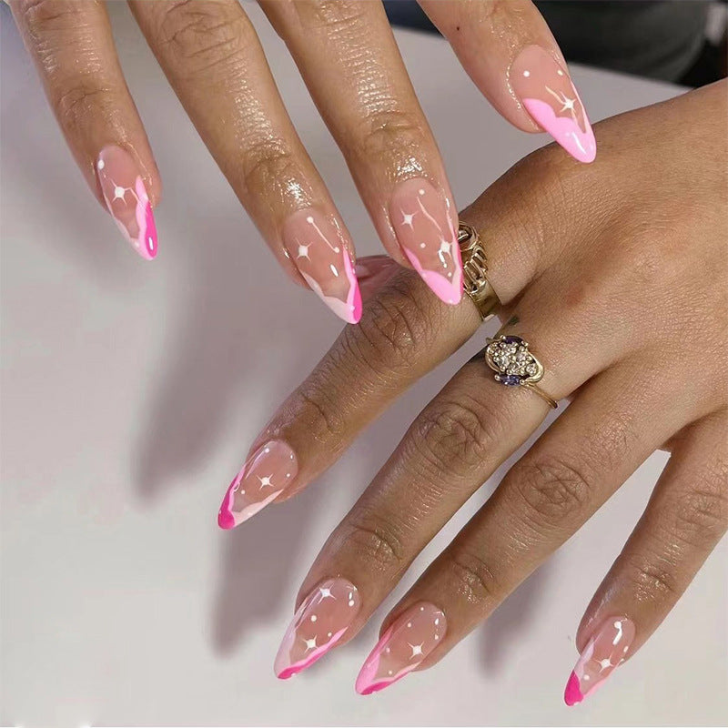 Künstliche Nagelverlängerungen mit elegantem Glitzerakzent Karnz