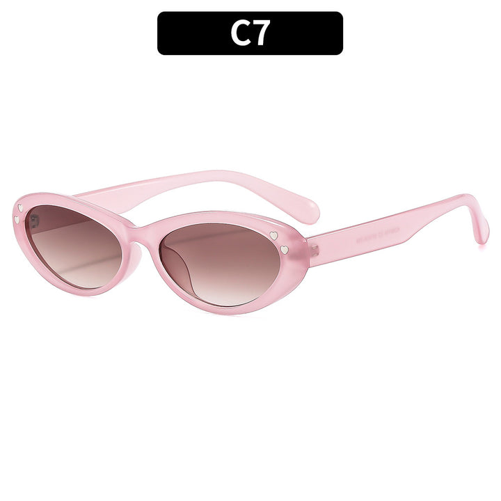 Cat-Eye Sonnenbrille mit Herzdetails