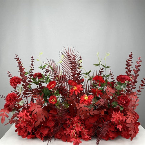 Luxuriöses Faux-Blumen-Mittelstück