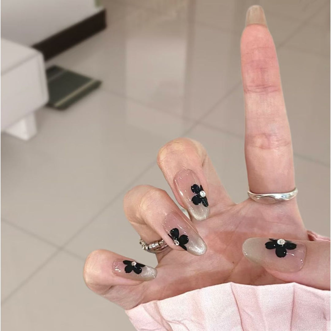 Kunstnägel mit Elegantem Ombre-Finish Karnz