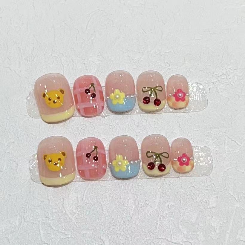 Verspielt Charakterdesign Press-On Nagelset Karnz