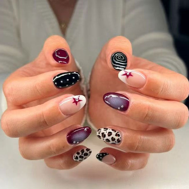 Kreatives Künstlerisches Nagelkunstset