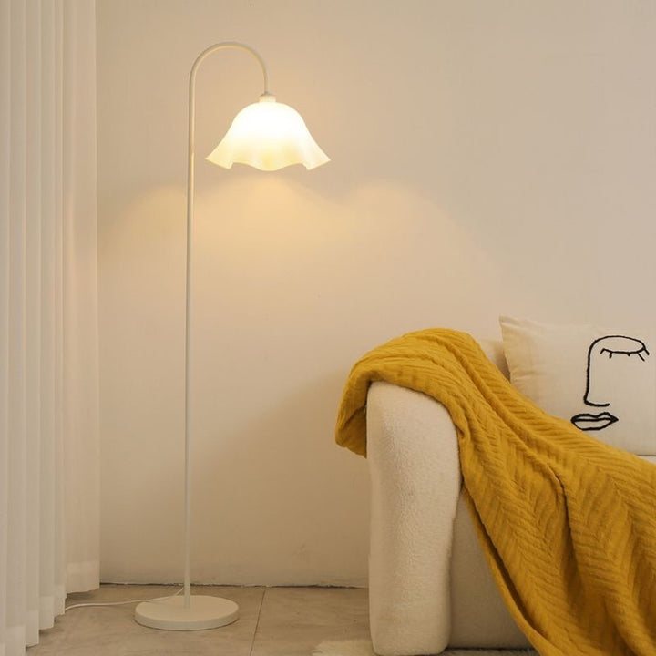 Moderne stilvolle Bogen Stehlampe