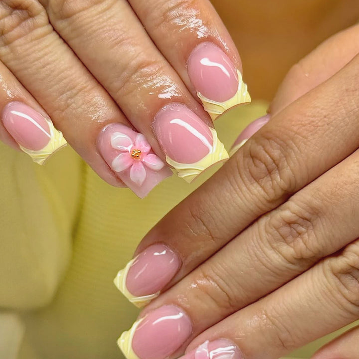 Dekorative Florale 3D Nagelkunst Erweiterungen Karnz