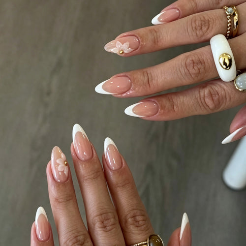 Florales Akzent Press-On Nagelset Karnz
