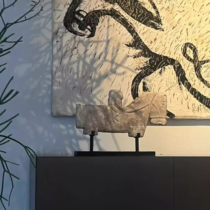 Dekorative Pferd- und Reiterstatue