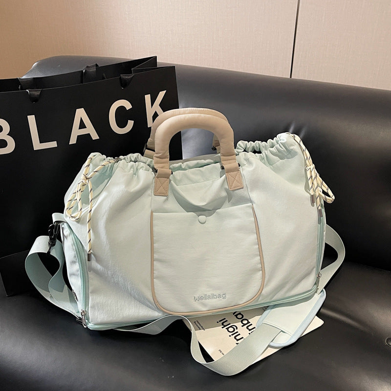 Multifunktionale Reisetasche mit verstellbarem Gurt Karnz