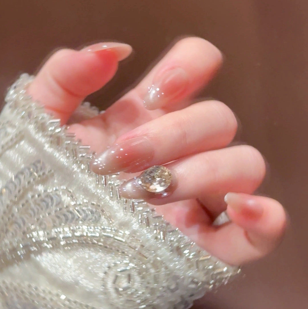 Elegante mit Kristallen verzierte Press-On-Nagelset Karnz