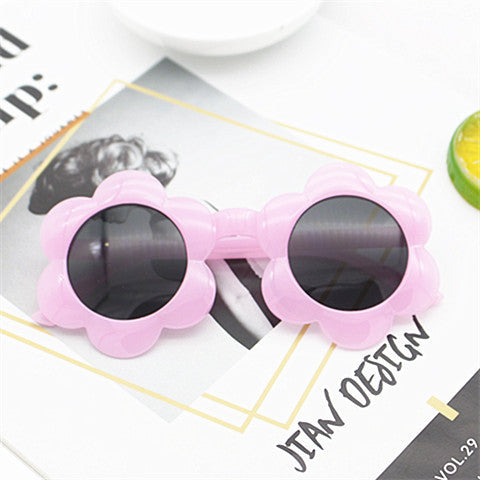 Damen Sonnenbrille im verspielten Blumenmuster Karnz