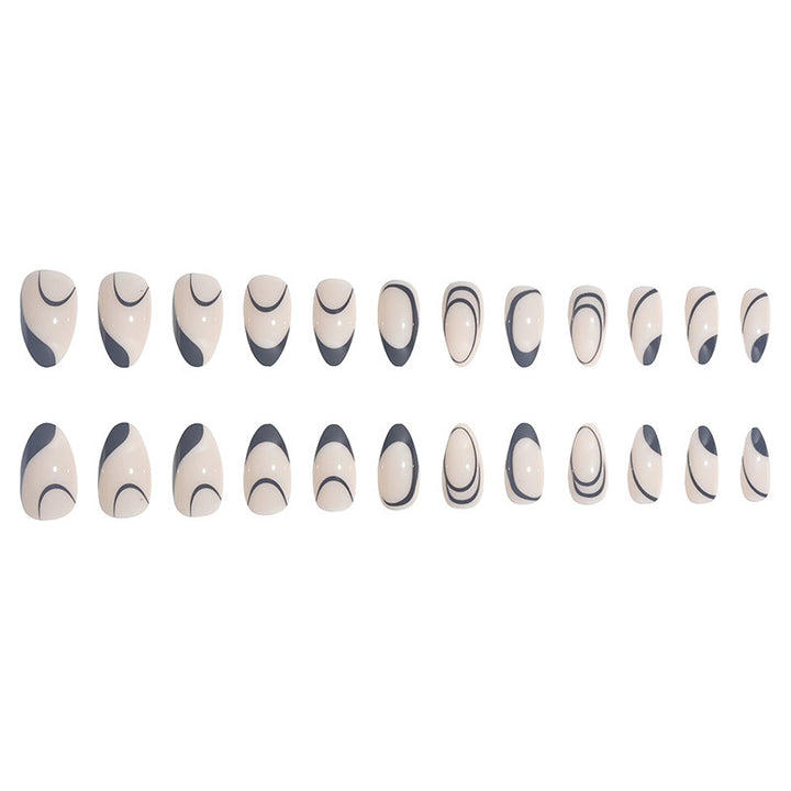 Künstlerisches Abstract-Nageldesign Karnz