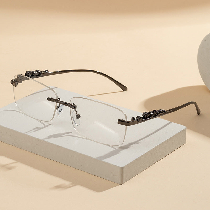 Damen modische Sonnenbrille mit kunstvollen Verzierungen Karnz