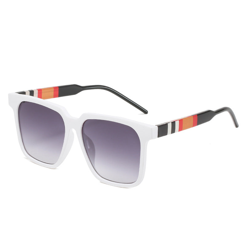 Damen stilvolle modische Sonnenbrille mit innovativem Design und trendigen Gläsern Karnz