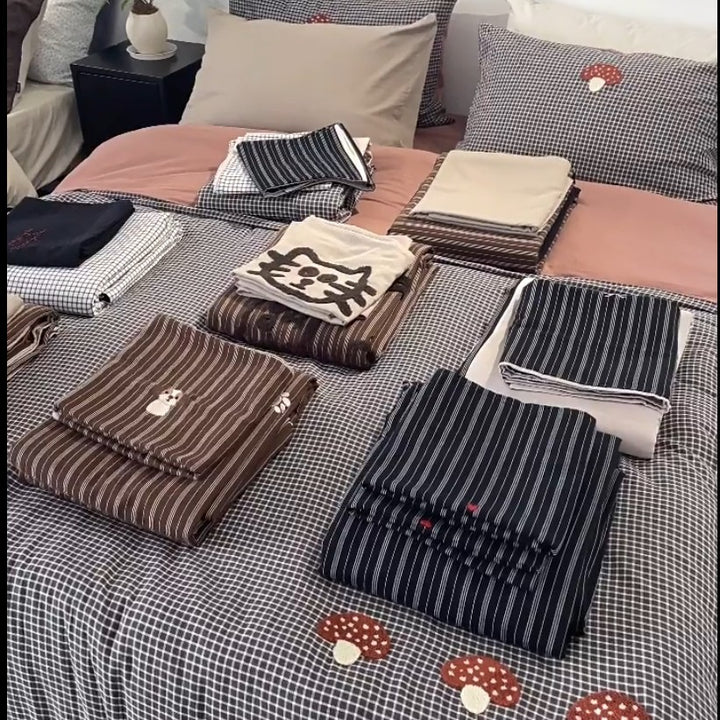 Luxuriöses Baumwoll-Satin Bettbezug Set mit umkehrbarem gestreiften Design und Kissenbezügen