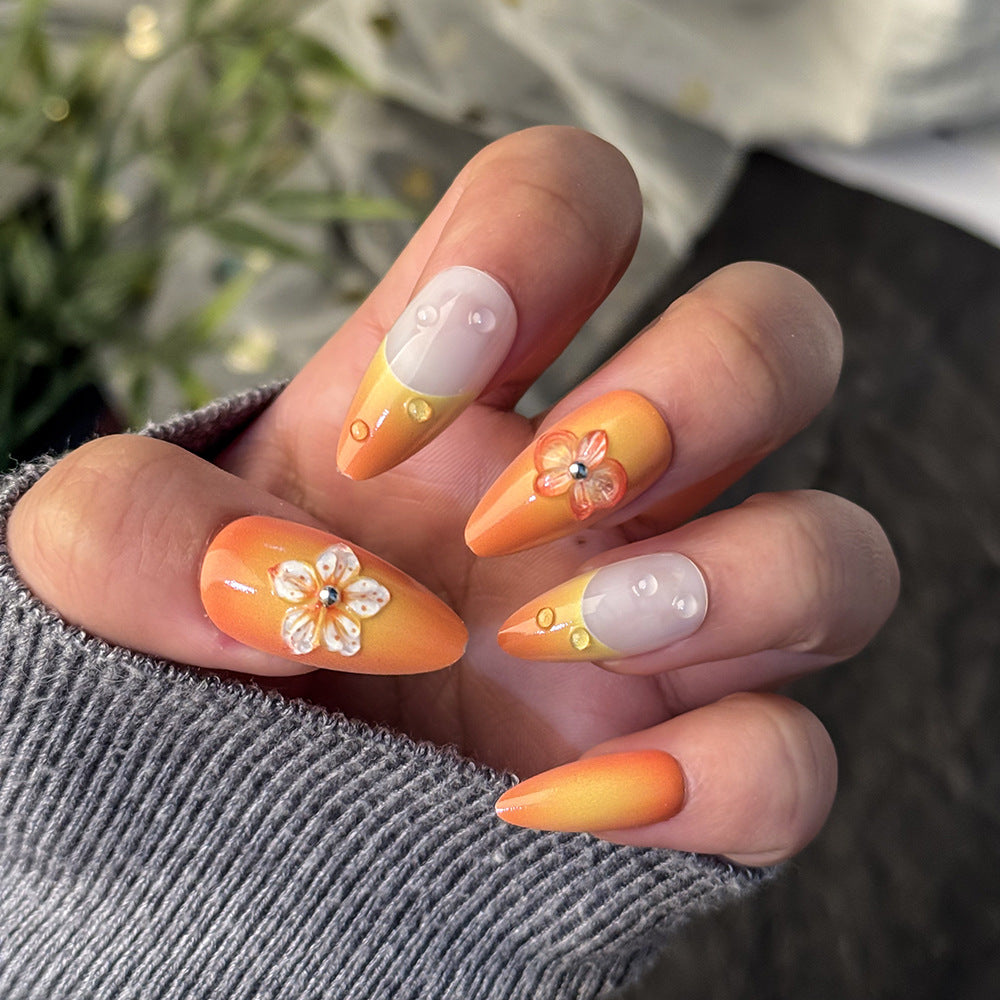 Blumenverziertes Press-On Nagel-Set Karnz