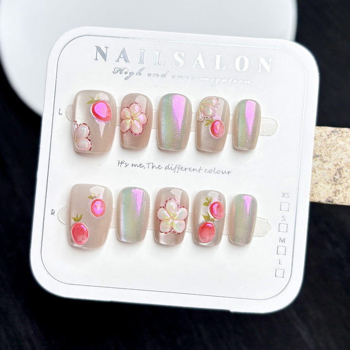 Blumengemusterte Press-On Nagelset