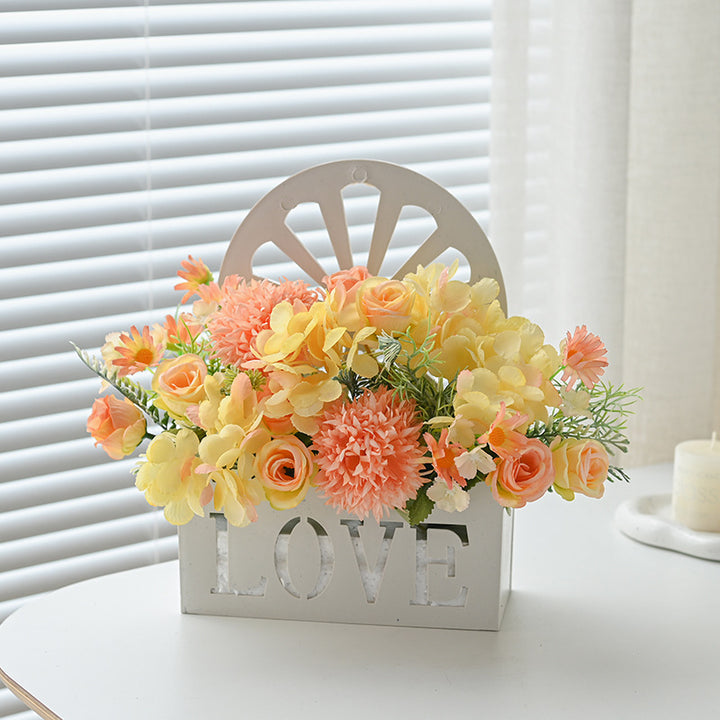 Dekorativer künstlicher Blumenstrauß