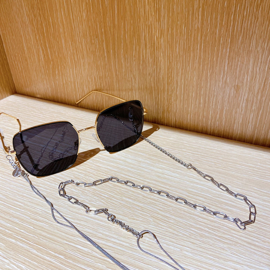 Modische Sonnenbrille mit Luxuriösem Kettenband Karnz