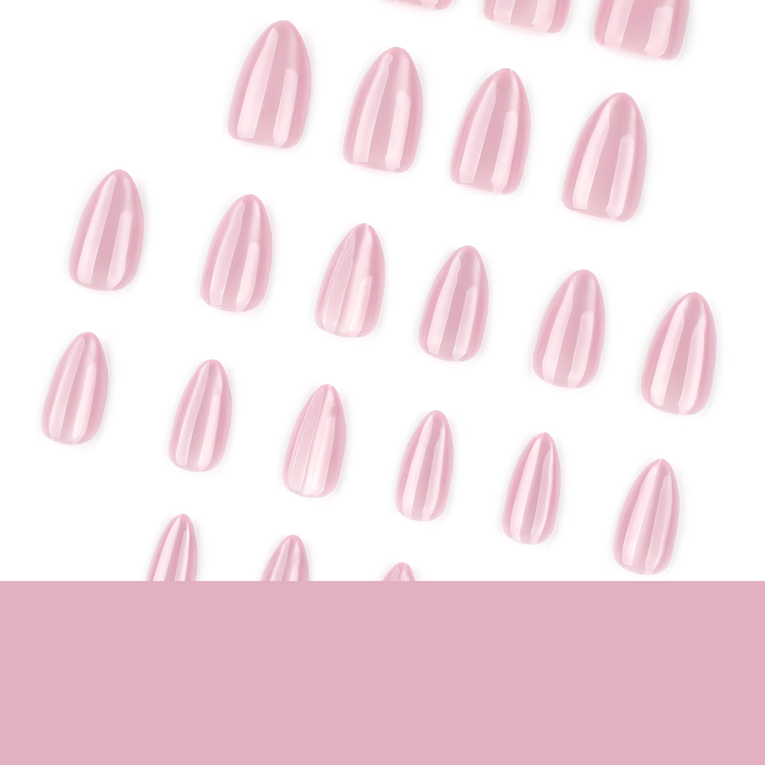 Kunstvolle Stiletto-Nagelkunst Karnz